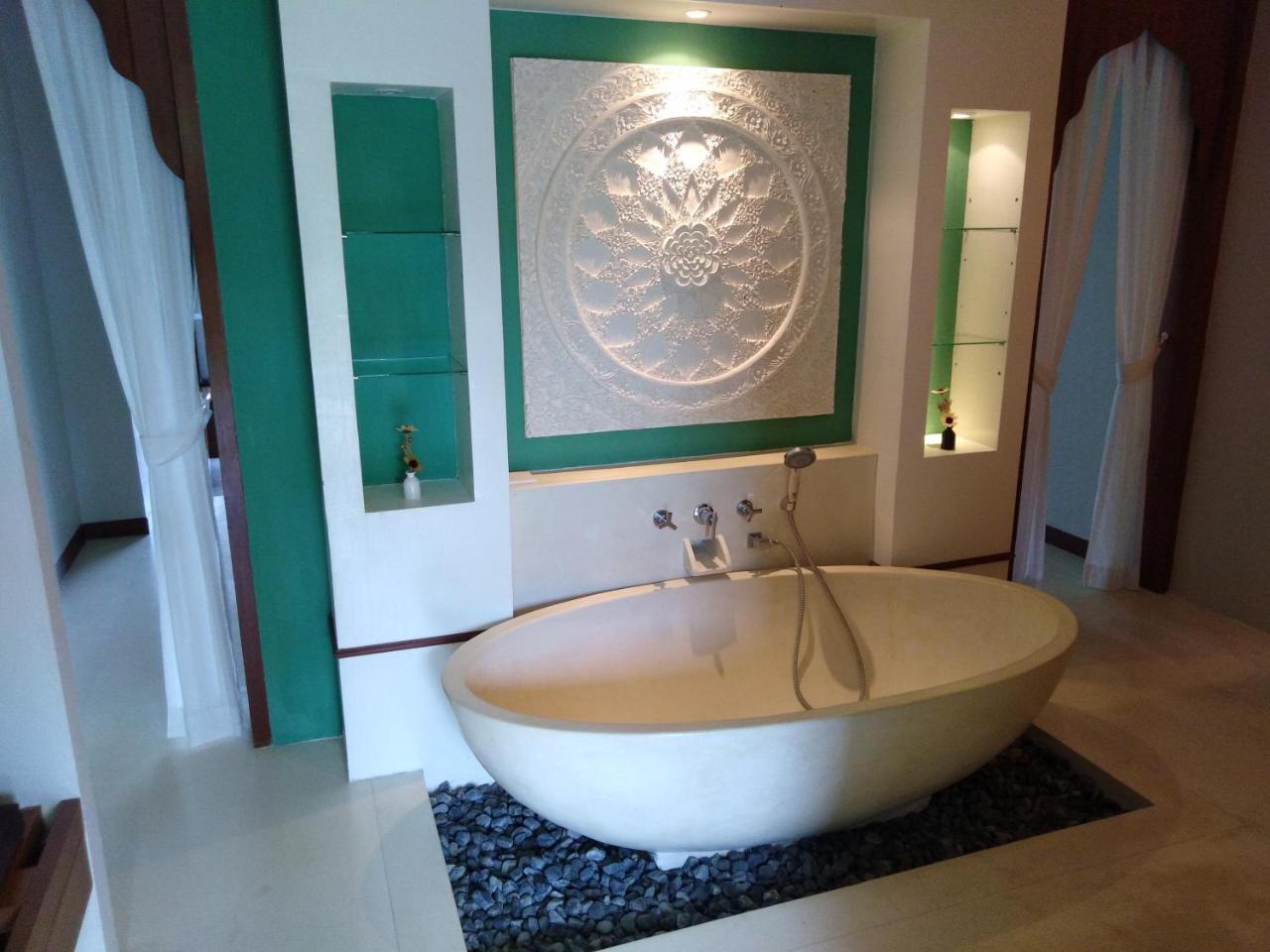 Bed and Breakfast C-View Boutique Rawai Экстерьер фото